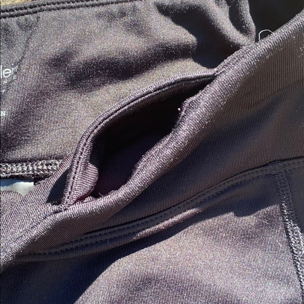 Calvin Klein performance capris - Picture 2 of 5